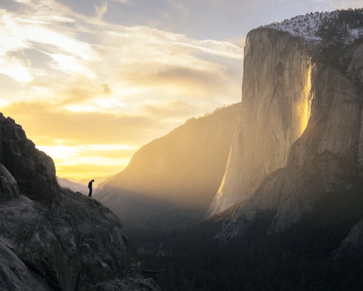CodyMayer22's tweet photo. golden hour in Yosemite https://t.co/FTFWIdWd7w