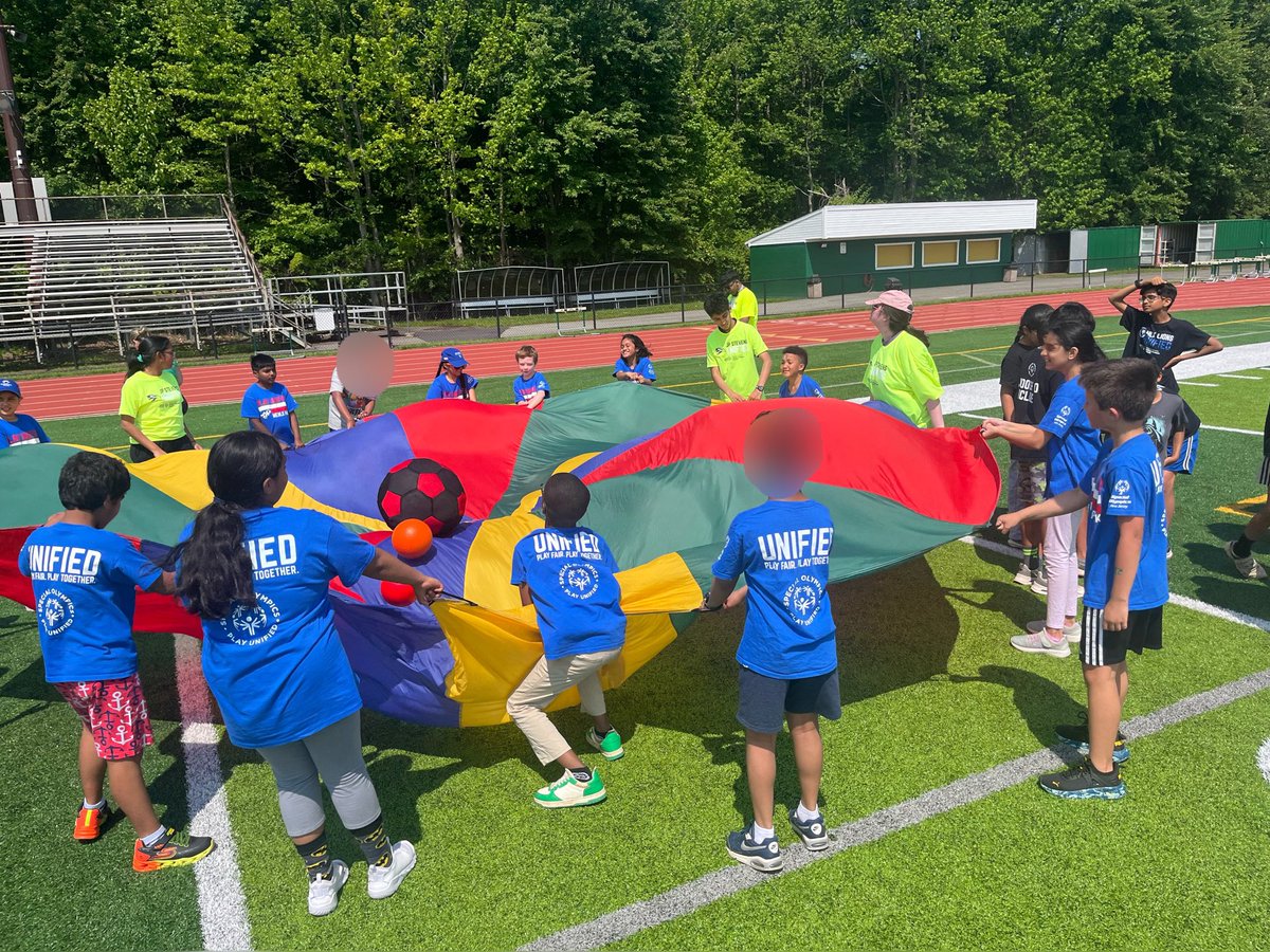 physedwithMrsM's tweet photo. @MenloParkSchool had a wonderful time with @UnifiedTeamJP this week! https://t.co/6TdXYv69ve
