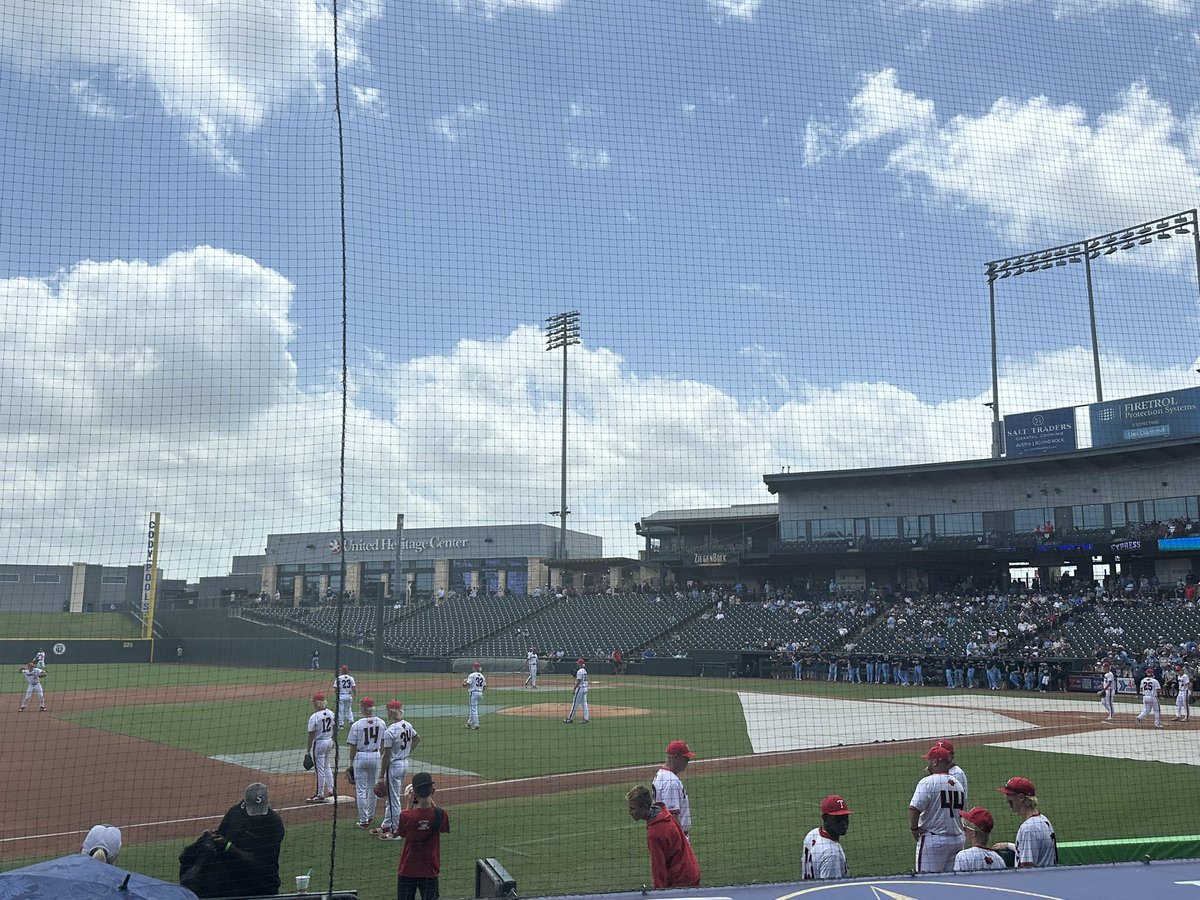 Coogs getting ready!!! Let’s do this!!!
