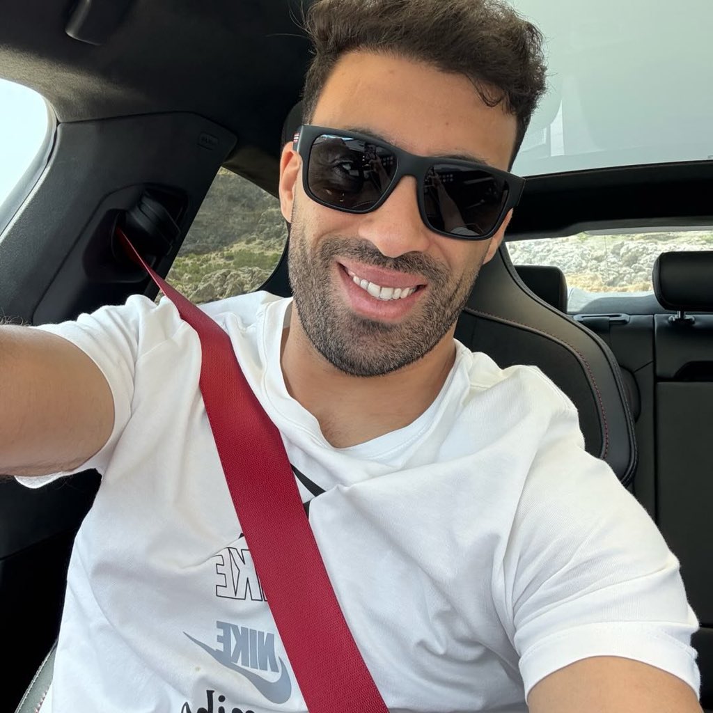 الظاهرة «عبدالرزاق حمدالله» يقوم بتغيير صورة ملفه الشخصي عبر منصة (iG) 🆕