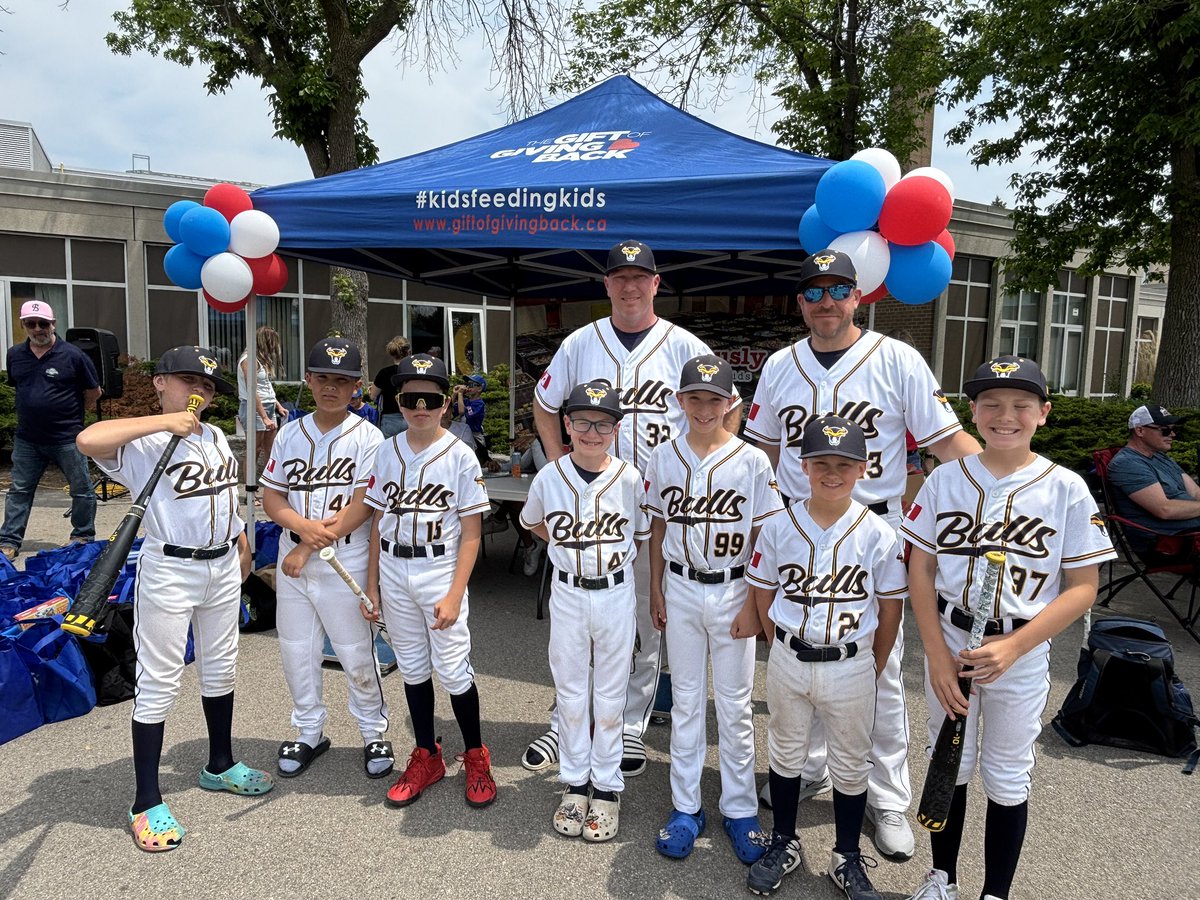 Gift of Giving Back tweet media