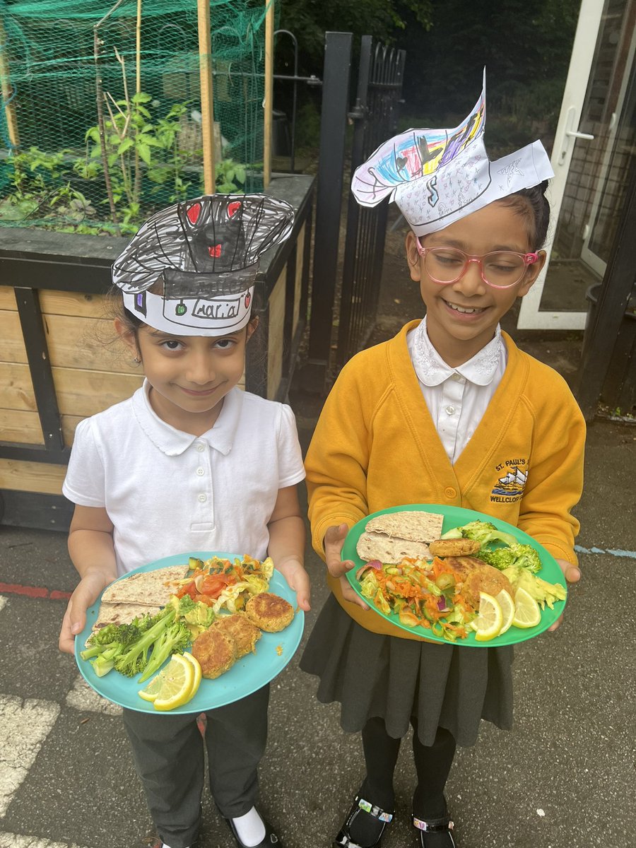 For cooking this week, year 2 made Stem broccoli falafel bowls!