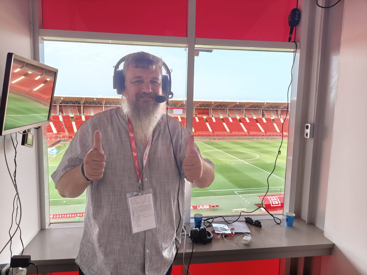 Tiempo Añadido RPA (@tiempoanadido) on Twitter photo 📸 Ya estamos en el Estadio Juegos Mediterraneos.
⚽ Almería - <a href="/RealOviedo/">Real Oviedo</a>.
🎤 <a href="/MiguelFernandi/">Míguel Fernandi</a>.
🎧 Armando Álvarez.
🙋🏼♂️ ¡Empezamos a las 20:00 horas! 📸 Ya estamos en el Estadio Juegos Mediterraneos.
⚽ Almería - <a href="/RealOviedo/">Real Oviedo</a>.
🎤 <a href="/MiguelFernandi/">Míguel Fernandi</a>.
🎧 Armando Álvarez.
🙋🏼♂️ ¡Empezamos a las 20:00 horas!