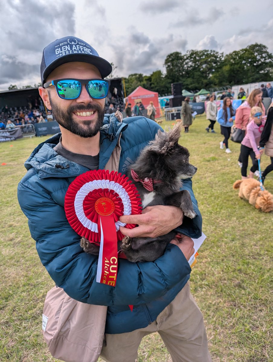 roydeɴ revolve roтαry clυв (@roydenrevolve) on Twitter photo 🐶✨ Day one of Mowgli Dog Fest 2025 was a tail-wagging success!
We love to lend a hand at this fantastic event supporting the incredible work of <a href="/ClaireHouse/">Claire House</a> 💙
The <a href="/Mowglistfood/">Mowgli Street Food (Nisha Katona)</a> event is back for day two tomorrow!
#MowgliDogFest #ClaireHouse #RotaryWirral #DogFest2025 🐶✨ Day one of Mowgli Dog Fest 2025 was a tail-wagging success!
We love to lend a hand at this fantastic event supporting the incredible work of <a href="/ClaireHouse/">Claire House</a> 💙
The <a href="/Mowglistfood/">Mowgli Street Food (Nisha Katona)</a> event is back for day two tomorrow!
#MowgliDogFest #ClaireHouse #RotaryWirral #DogFest2025