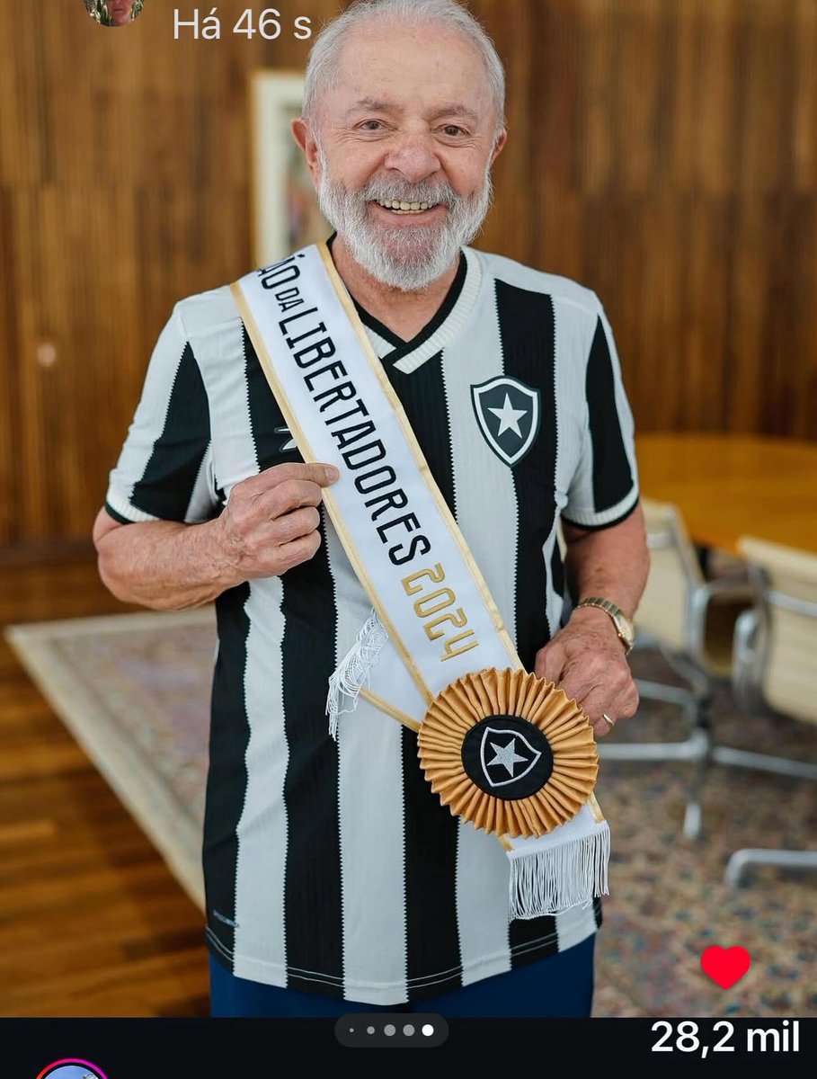 Bom sábado para todos, principalmente pros botafoguenses ;).
🖤🤍🚀

<a href="/LulaOficial/">Lula</a> 
<a href="/Botafogo/">Botafogo F.R.</a>