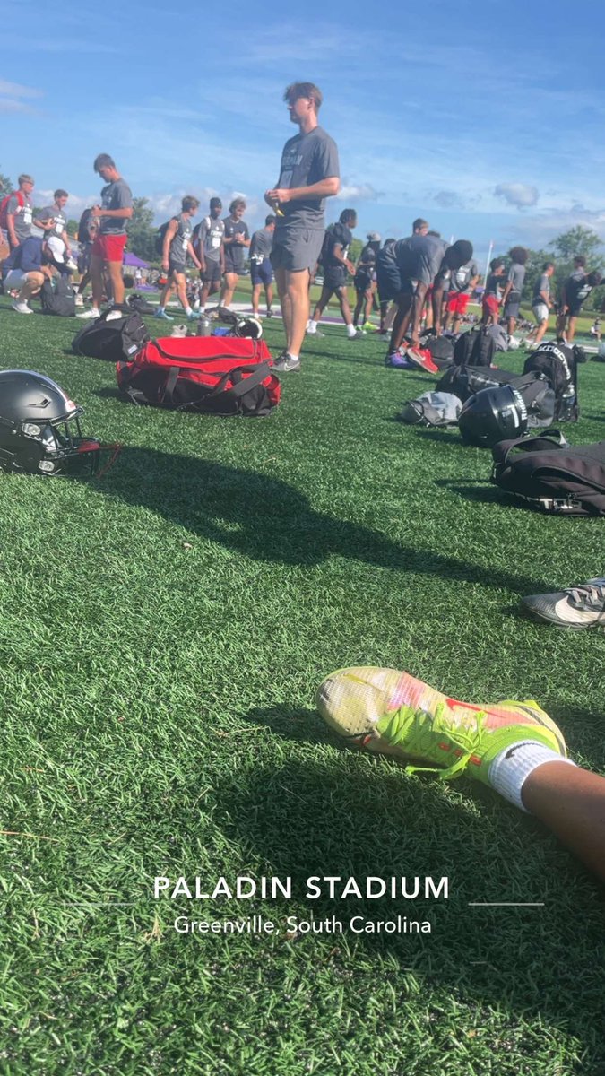 Anderson_Bean1's tweet image. Had a great time at Furman University today!!! Thank you Coach Dudzik for the work.