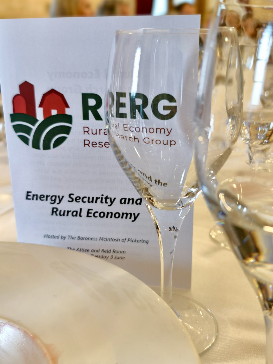 Tuesday I attended my 2nd Rural Economy Research Group committee meeting at the House of Lords, as a delegate. It was an informative session with industry reps including <a href="/foodchain__/">Foodchain</a> &amp; <a href="/NFUtweets/">National Farmers' Union</a> in attendance discussing the topic of energy security and the rural economy ⚡️
