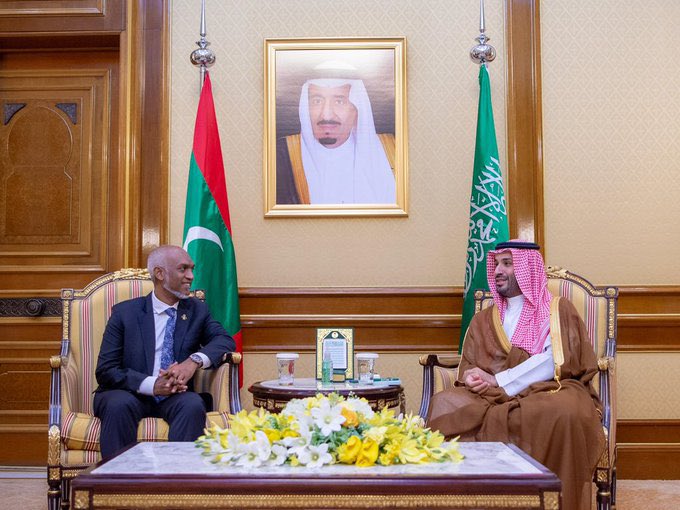 PNC Secretariat (@pnc_secretariat) on Twitter photo His Excellency President Dr. <a href="/MMuizzu/">Dr Mohamed Muizzu</a> met with His Royal Highness Crown Prince and Prime Minister of Saudi Arabia, Mohammed bin Salman, at Al-Mina Palace.
The meeting centered on deepening bilateral relations and further strengthening the longstanding brotherly ties between the His Excellency President Dr. <a href="/MMuizzu/">Dr Mohamed Muizzu</a> met with His Royal Highness Crown Prince and Prime Minister of Saudi Arabia, Mohammed bin Salman, at Al-Mina Palace.
The meeting centered on deepening bilateral relations and further strengthening the longstanding brotherly ties between the