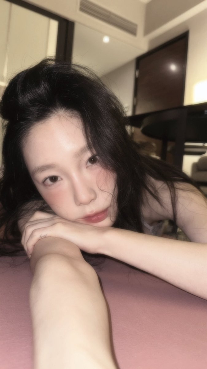 I wonder hows everyone doing here? It’s been a log time
💭midnight thoughts