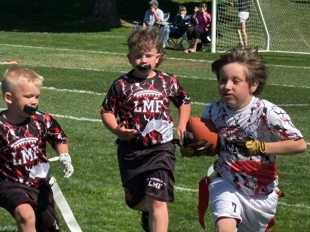 Good luck to all the teams competing at the 2025 Football BC Provincial Flag Championships in Kamloops. #footballbc Football Canada ☀️🏈