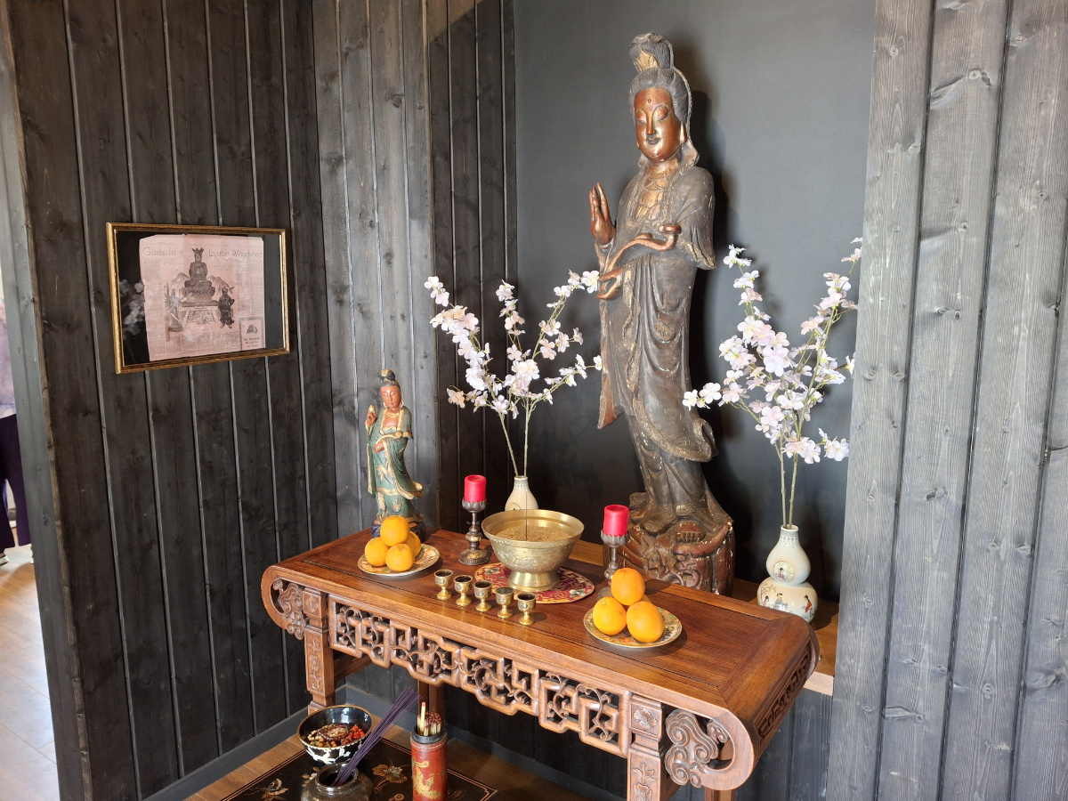 NicolaTourism's tweet image. Yesterday, TNV President Melvina White, EH Canada Marketing Group Greg Girard and MLA Tony Luck attended a community revitalization meeting in Lytton, BC to discuss the development of the Fraser Canyon Corridor.  
***
#lytton #communitydevelopment #merrittmatters  #merrittbc