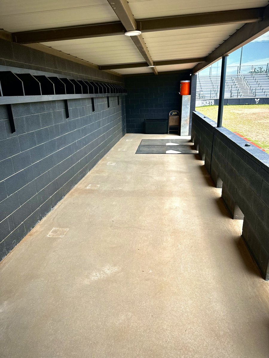 Denison Lady Jacket Softball tweet media