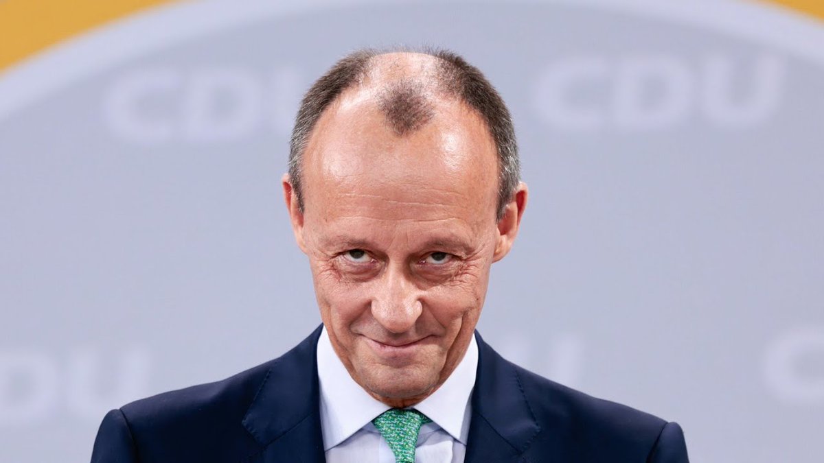 ⬆️ Hasło - „Najpierw Niemcy” w służbie „Najpierw Ameryka”
Oferta dla USA - Niemcy i UE kupią jeszcze więcej gazu i jeszcze więcej amerykańskiego Uzbrojenia. 
W zamian USA "nie powinny" nakładać ceł na import z Europy, ogłosił Kanclerz w Davos po kolacji z szefem BlackRock...