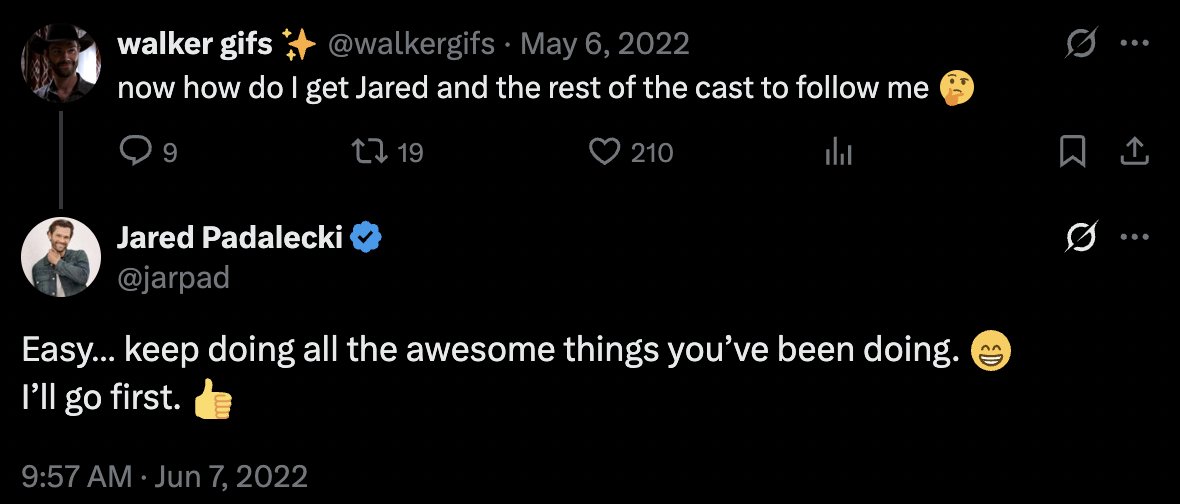 walkergifs's tweet image. aww happy friendship anniversary @jarpad 😜