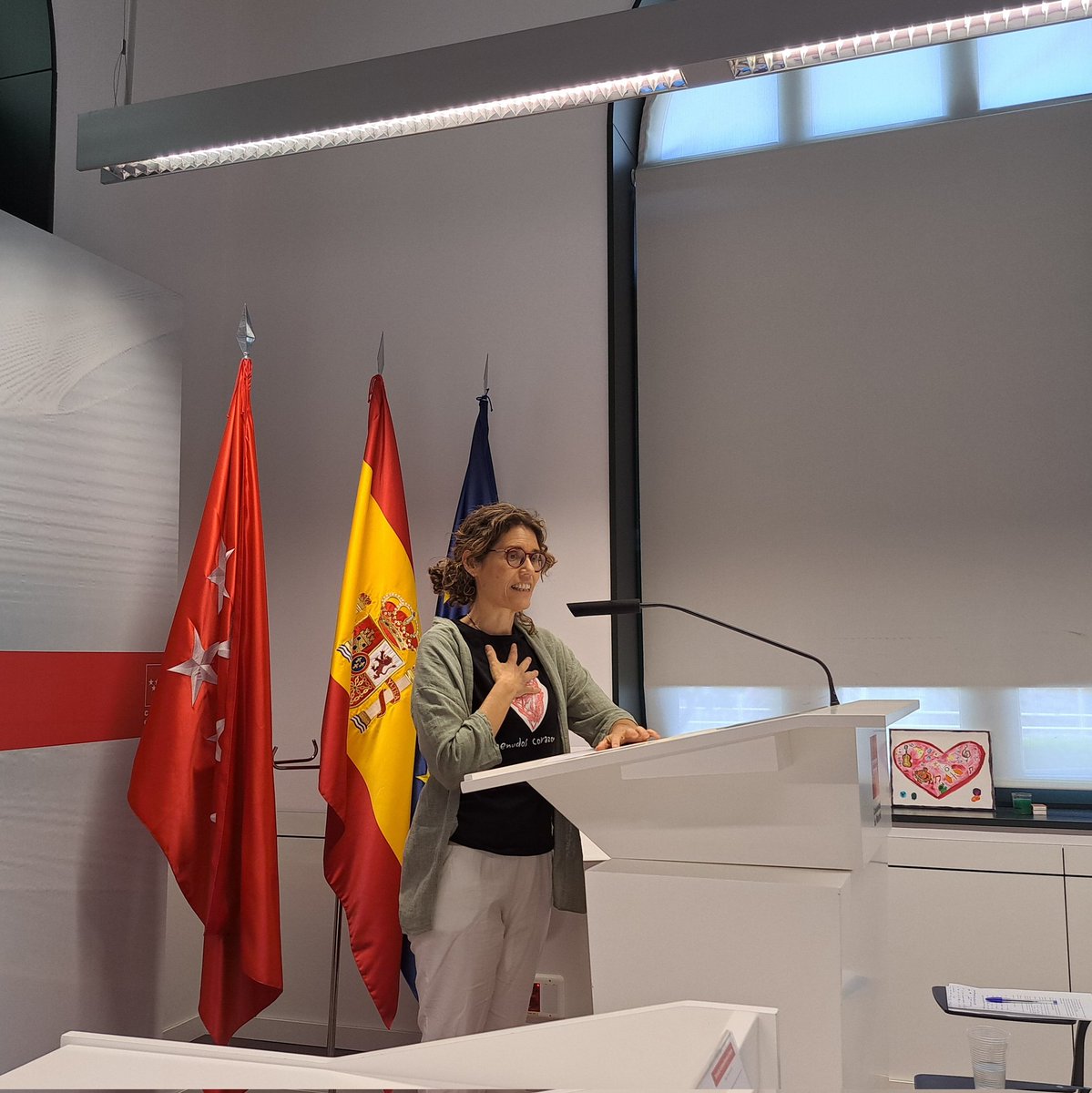 Menudos Corazones (@menudosmenudos) on Twitter photo Poco a poco, llegamos al final de nuestra II Jornada de #Duelo 'Acompañamos el duelo'🗓️. <a href="/MonicaPinuela/">Mónica Piñuela</a>, vicepresidenta del patronato de #MenudosCorazones, clausura el encuentro.
A cada una de las personas habéis compartido este espacio único, ¡os damos las gracias, de corazón!❤️ Poco a poco, llegamos al final de nuestra II Jornada de #Duelo 'Acompañamos el duelo'🗓️. <a href="/MonicaPinuela/">Mónica Piñuela</a>, vicepresidenta del patronato de #MenudosCorazones, clausura el encuentro.
A cada una de las personas habéis compartido este espacio único, ¡os damos las gracias, de corazón!❤️