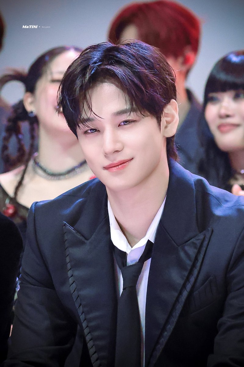 이 사진 머에요