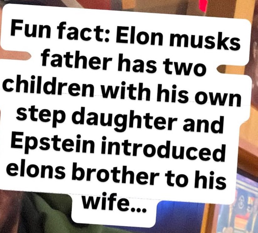 siles_hendrix's tweet photo. @elonmusk and @realDonaldTrump  😒 and the shit thickens! https://t.co/BjslIf25aj