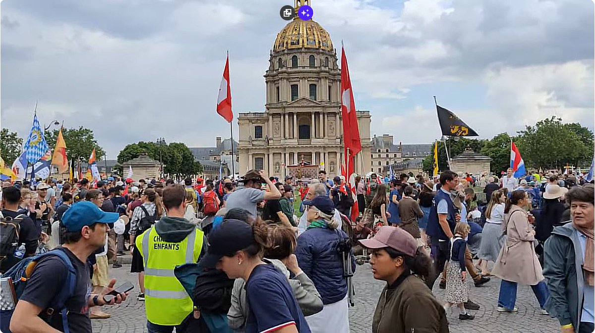 EmilieDefresne's tweet photo. Bonne fête de #Pentecôte à tous soutenus par l'Esprit-Saint, l'Esprit de Vérité, le #Paraclet que #Jesus ressuscité a envoyé au monde en passant par ses apôtres!
Une bonne idée est de s'unir au #pelerinage de #Chartres à #Paris, au cœur de la Tradition, pour ceux qui n'y sont pas physiquement!