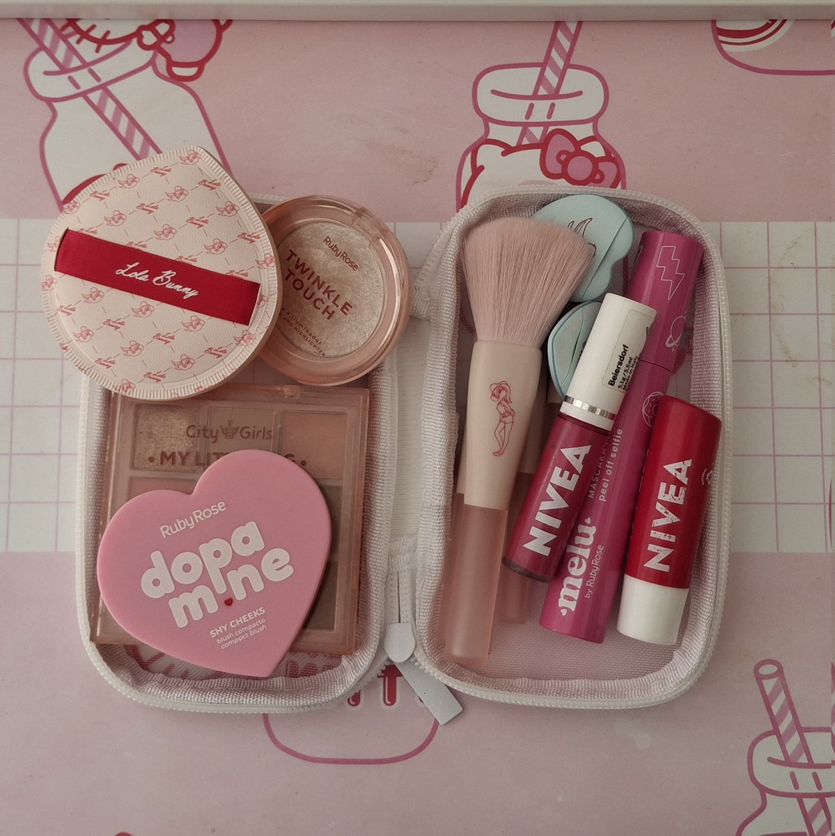 webanabelzinha's tweet image. Acho feito ser paga-pau de marca gringa cara quando isso tudo foi baratinho e tem uma qualidade surreal