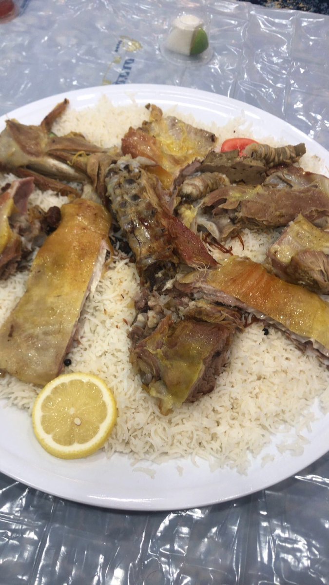 moathayashi's tweet photo. @SaudiNews50 سعادة سعادة قال اكتئاب 😋 https://t.co/t6JpsMBEQO