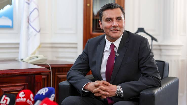 Ferdi Zeyrek’in sağlık durumu olumlu seyrediyor inşallah güçlü bir şekilde aramıza dönecek