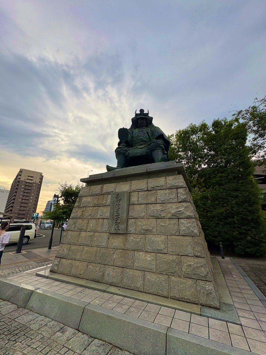 cazman48's tweet image. giant loop fes 最高だったなー
最後に nobの大名曲が聴けて泣きそうになった😭 来年も参加決定です🔥 the no ear のいる山梨かっこいいぜ #GIANTLOOPFES2025  #giantloop