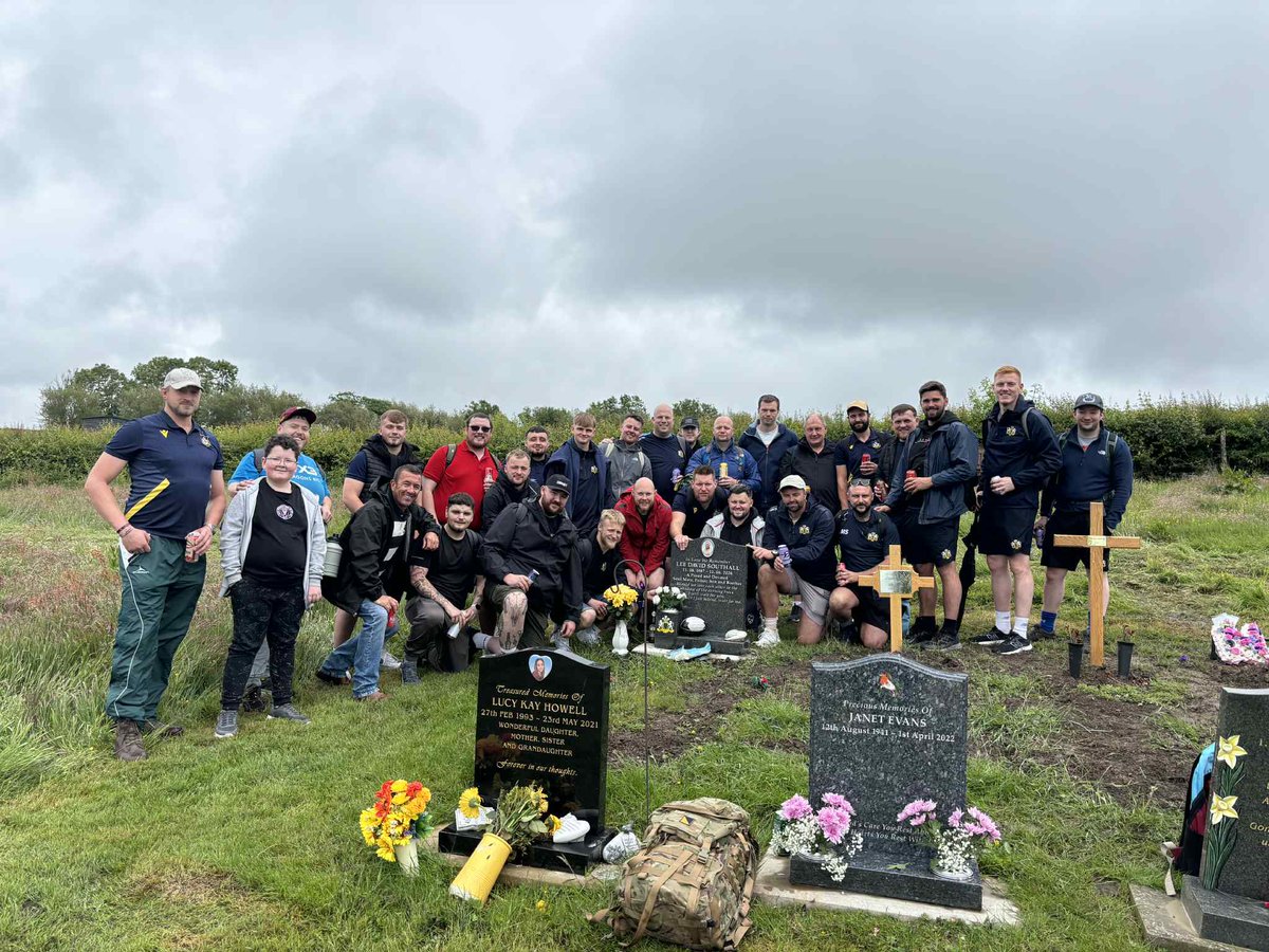 Hollybush RFC tweet media