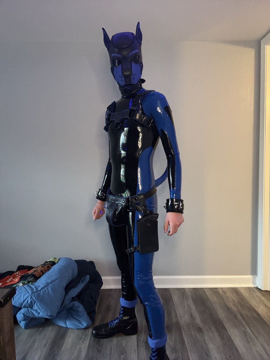 Good morning and happy Pride everyone! 

If you catch me walking around KC Pride today don’t be afraid to say hey! 💙💙💙