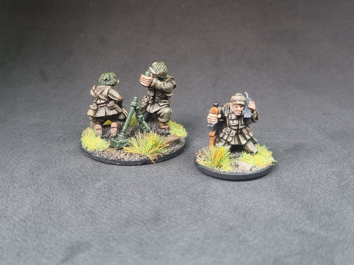 Blackear77's tweet photo. U.S Airborne Light Mortar Team by Artizan Designs for Bolt Action by @WarlordGames
#paintingminis #paintingminiatures #warhammer #Boltaction #ww2miniatures #usairborne #wargames #wargaming #wargamesminiatures #tabletopgames #tabletopgaming #warlordgames #warlordgamesboltaction https://t.co/PW3ODH4Cs7