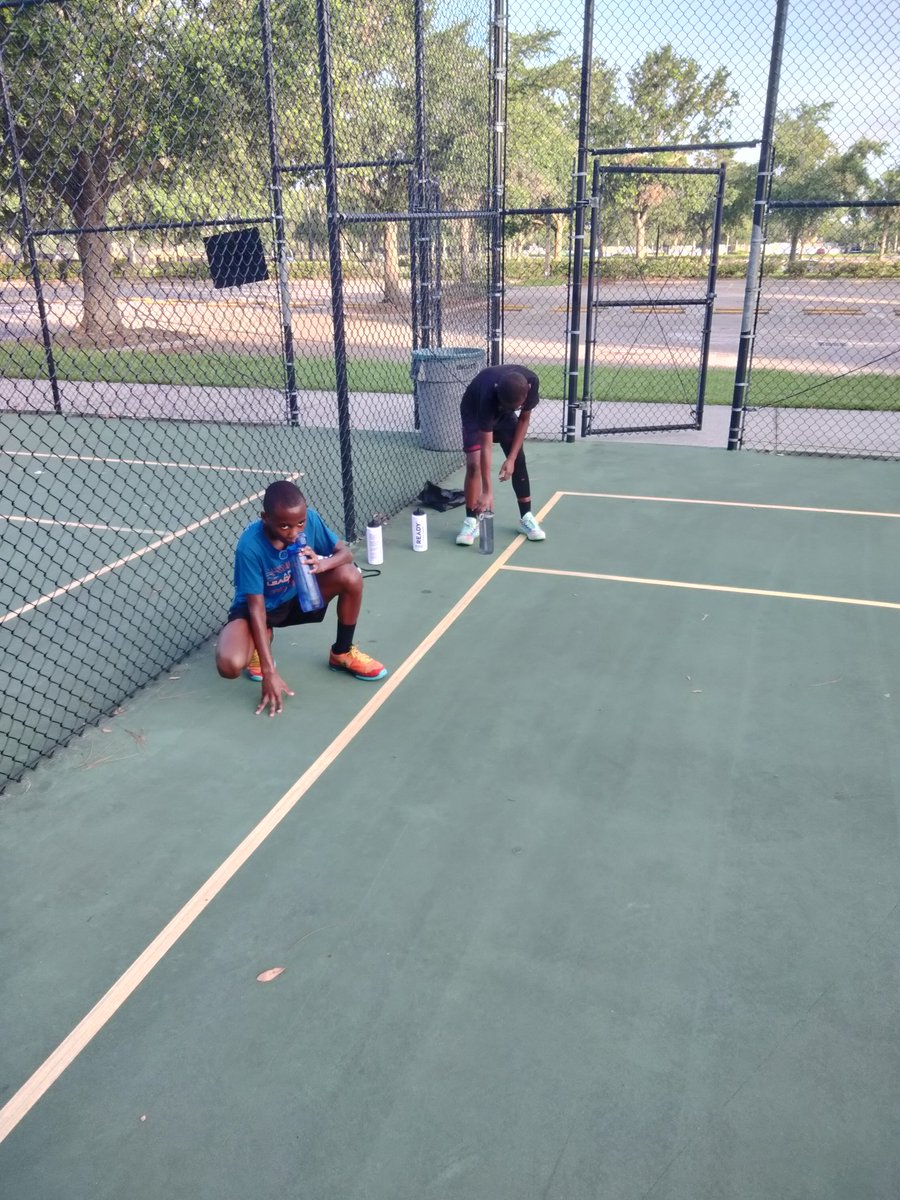 The gym was closed so we had to hit the blacktop this morning.  #AndersonBoyz