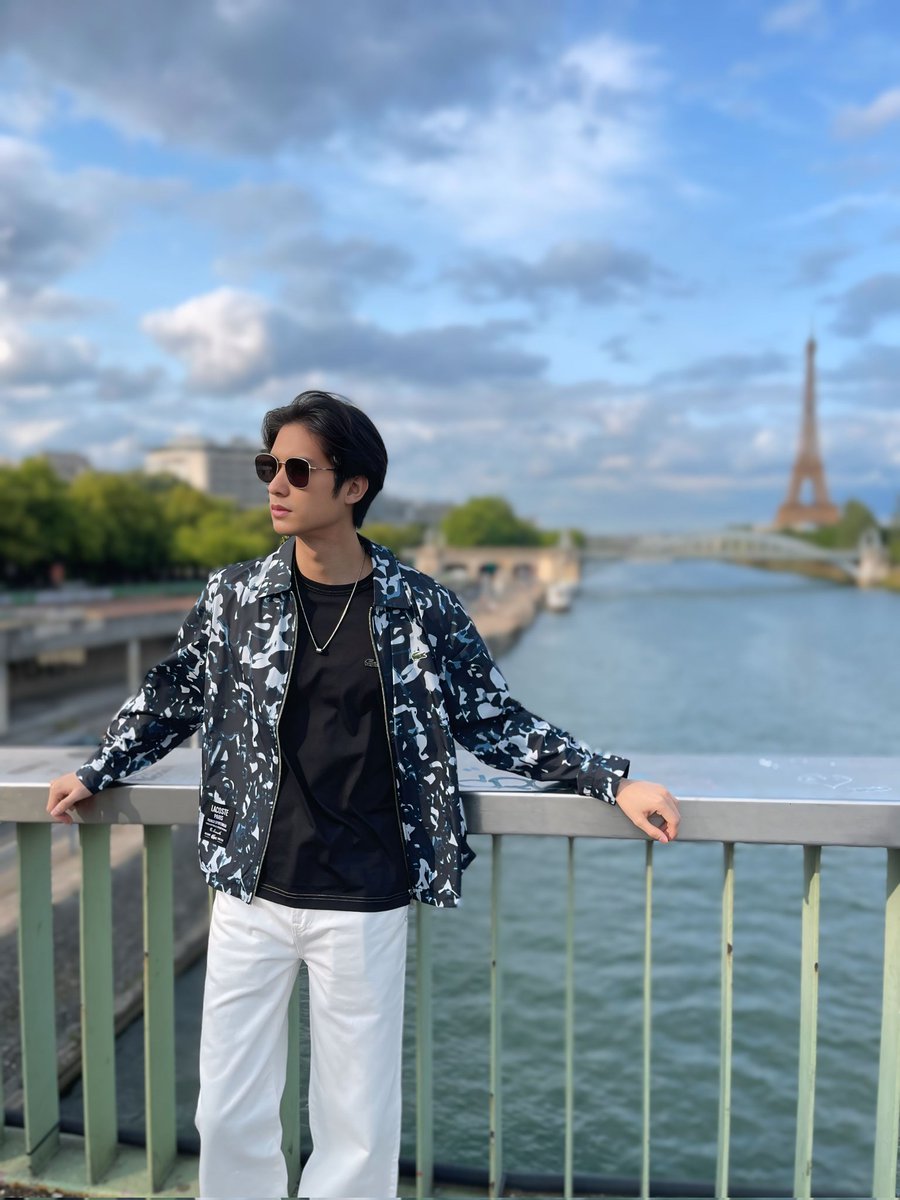 August in Paris 🇫🇷

************************
#Augustvachiravit
#ออกัสวชิรวิชญ์
#ครอบครัวเดือนแปดของวชิ
#เดือนแปดแหวกไทม์ไลน์
#LacosteThailand