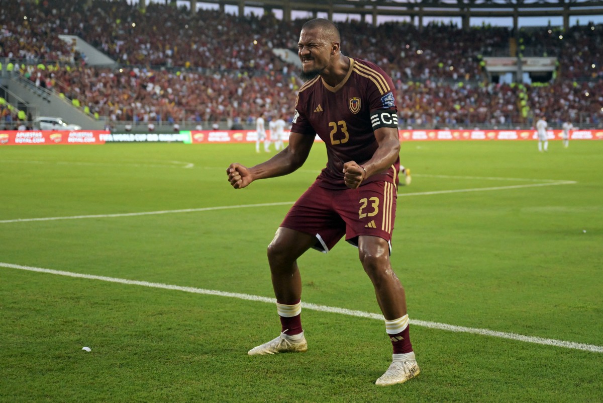 #Deportes || La Vinotinto gana 2-0 a Bolivia y sigue soñando con el Mundial 2026  

➡️avn.info.ve/la-vinotinto-g…