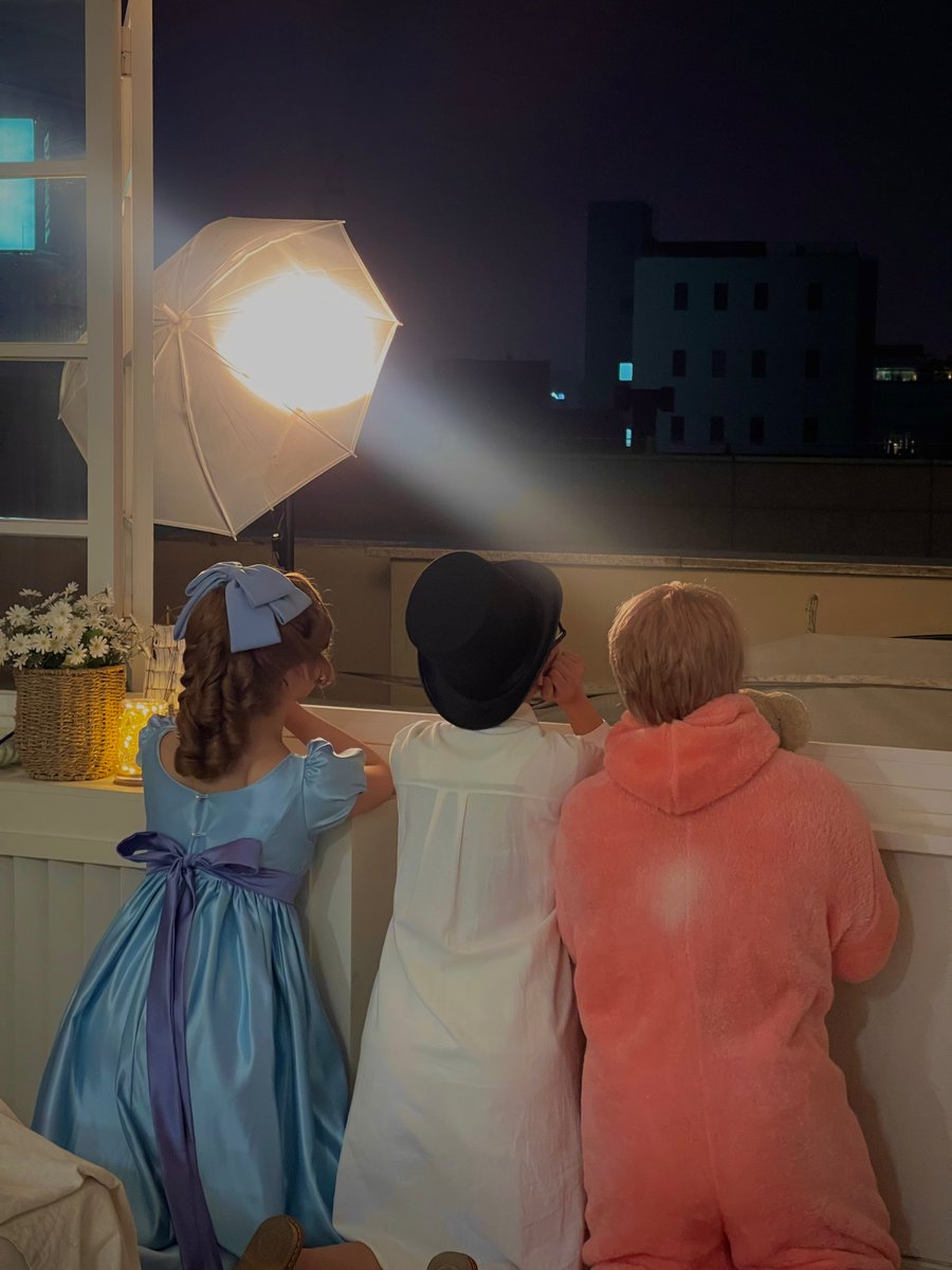 오늘 고양이 남매들이었던 셋이 피터팬 때도 남매였지 뭐야~~🥺
같은 멤버로 디즈니 남매들...❣️

🧡 🎩 : 뤀
🎀 💙 : 승승
🖤 🧸 : 프항