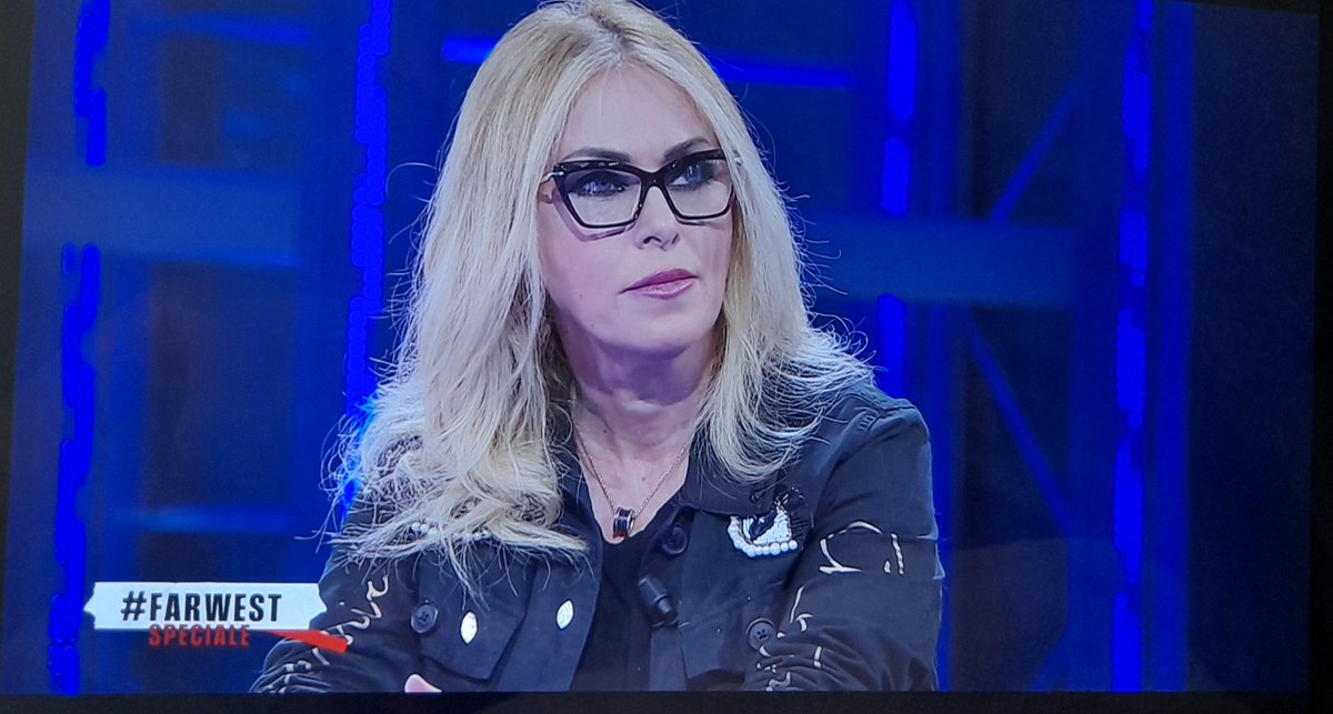 LucaSotira's tweet photo. Unica. Professionale. Competente. Se volete un pò di verità è l'unica che applica un metodo scientifico basato su FATTI e non chiacchere. Basato su ATTI che conosce a memoria e non su gossip. @RobertaBruzzone https://t.co/Wa5WOZbywf