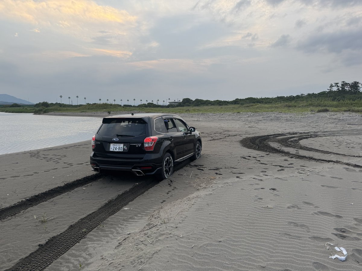 ジュン tweet media