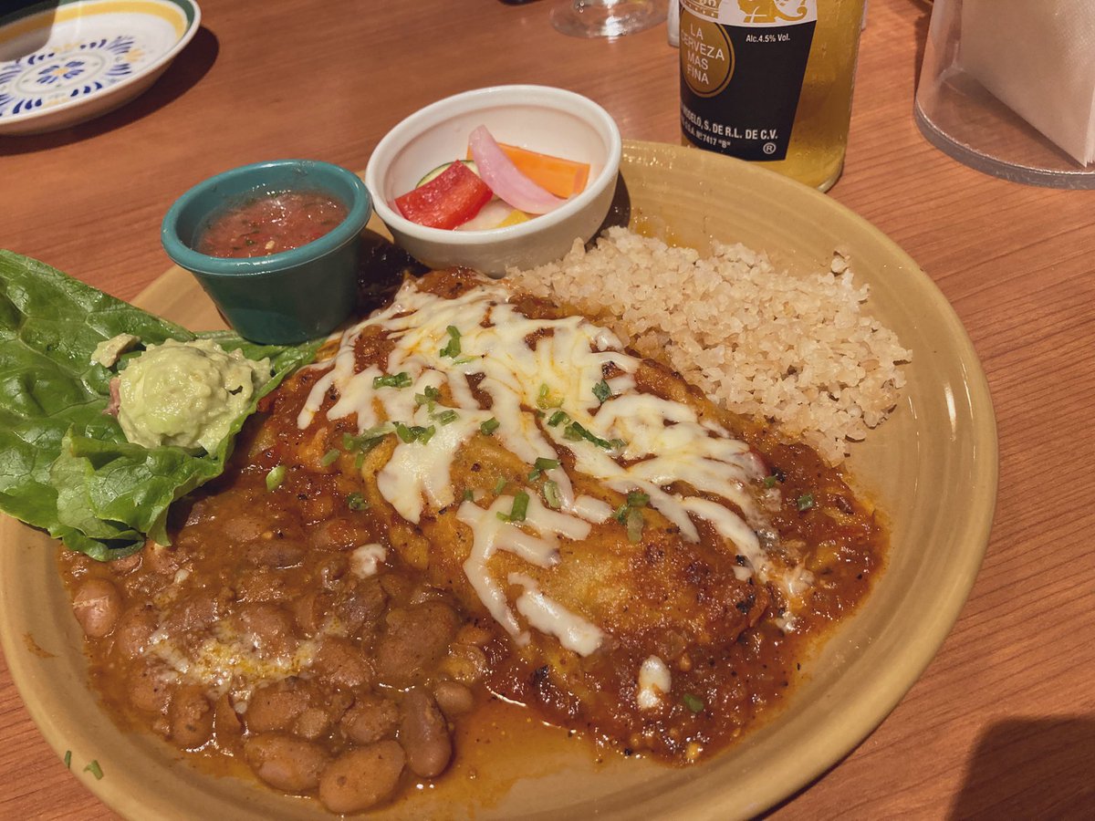 maychanmsm's tweet photo. 初めて？メキシコ料理屋さんに行ったよ🇲🇽

タコス、トルティーヤ、サルサ🌮
名前は知ってたけどちゃんと食べたのはじめてかもー

すごく美味しくて、ヘルシー感強めで、しかもお安かったー‼️

色々なメキシコ料理屋さん行ってみようかな

#エルトリート
#メキシコ料理 https://t.co/U5SfpItdoc