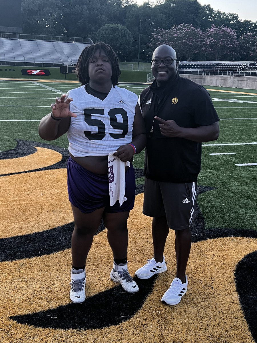 Trevor "BIG SEXY🐗" Barnes tweet media