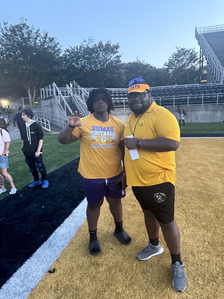 Trevor "BIG SEXY🐗" Barnes tweet media