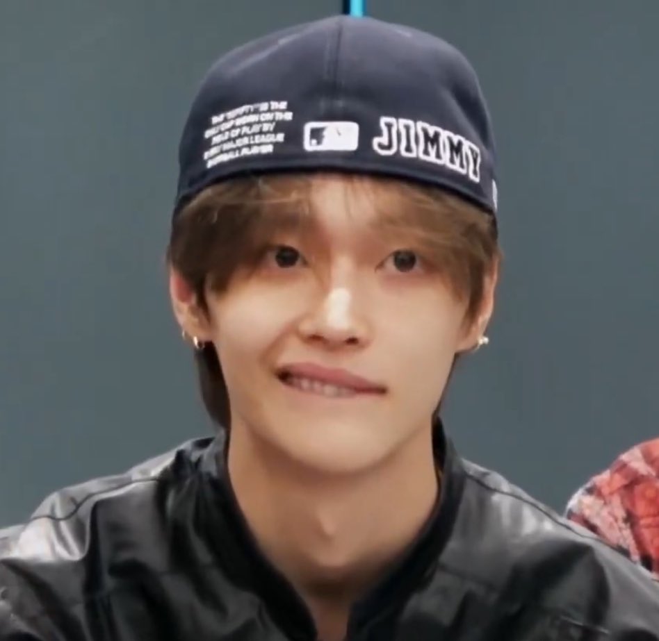 먼지 (@ggambbini) on Twitter photo 