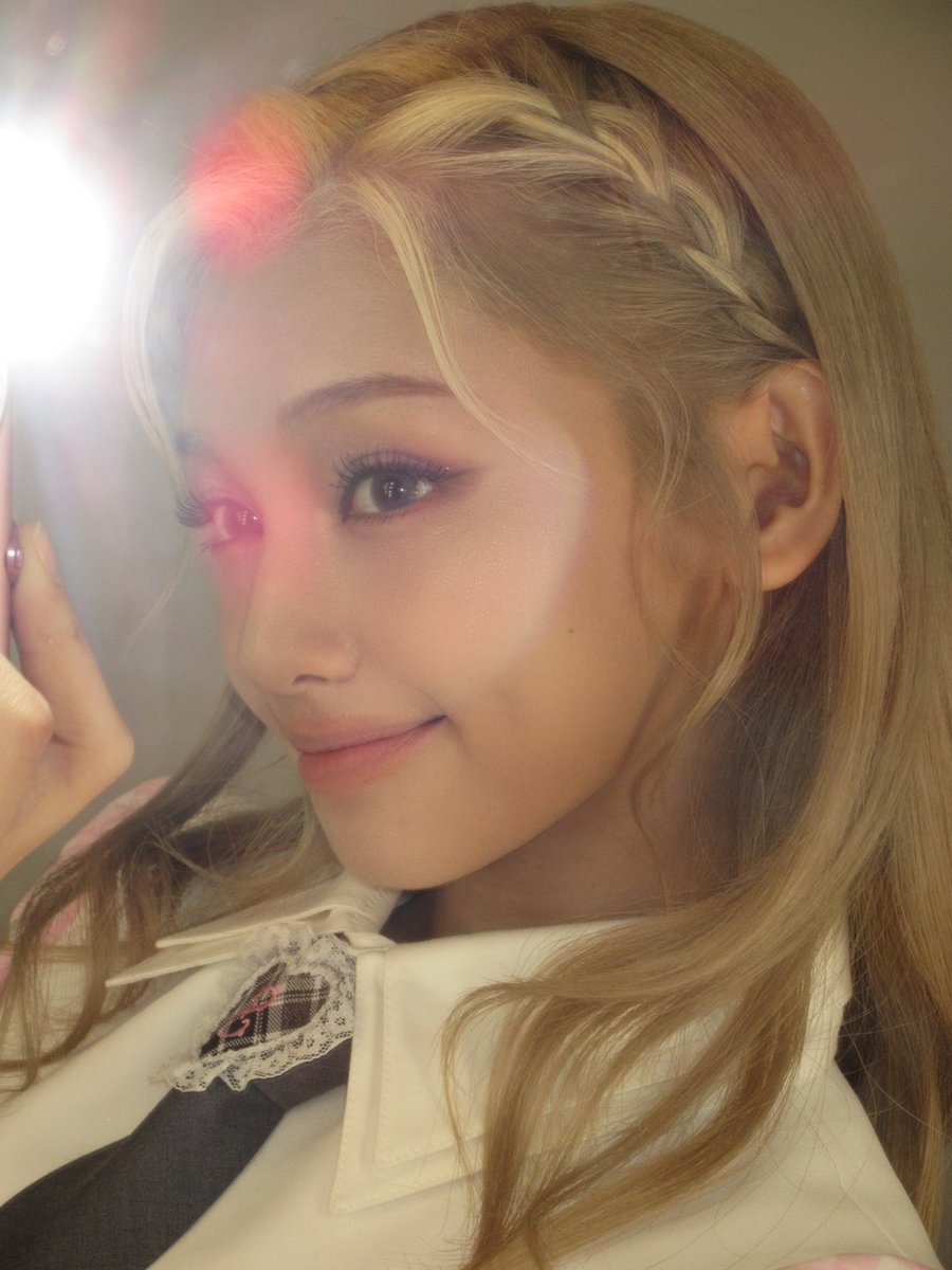 양산분들 덕분에 오늘 밤이 빛났어요 !
🎀(˶˃ ᵕ ˂˶)⸝♡ও⁺⋆⋅

#UNIS #유니스
#GEHLEE #젤리당카