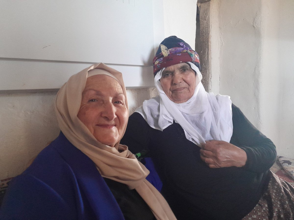 Annem ve Kazanç köylü Hanife teyzem. MaşAllah ikisine de. Bu bayram Hanife teyzemiz ile sohbet edip, bayramlaştık.