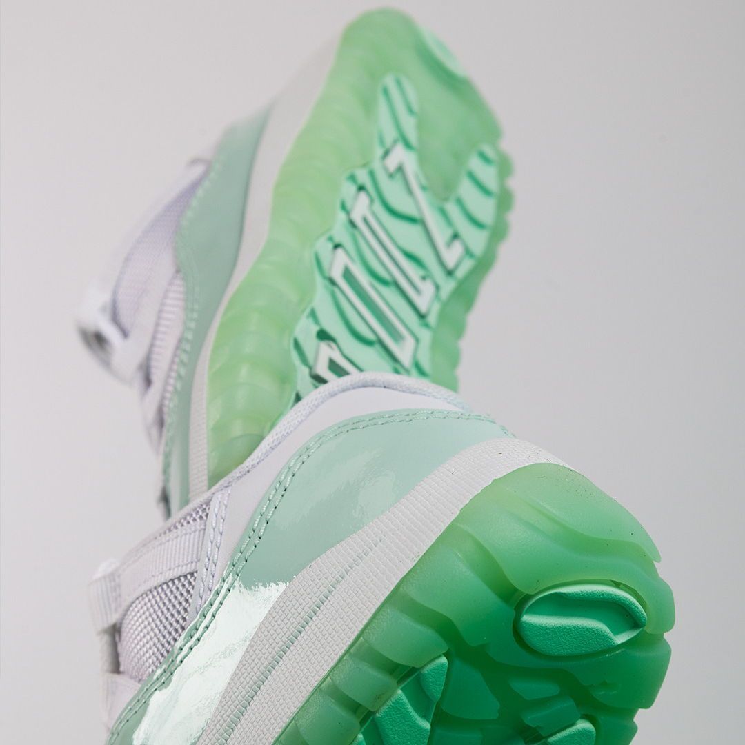 KicksFinder's tweet photo. Ad: CART HOLD ACTIVE via FTL/CH
W Air Jordan 11 Retro Low "Igloo"

FTL
W https://t.co/quWi97O58T
PS https://t.co/OToNtjBLA1
TD https://t.co/LslIKciNU0

CH https://t.co/Q9igIsKbrA https://t.co/CGYIli9RGw