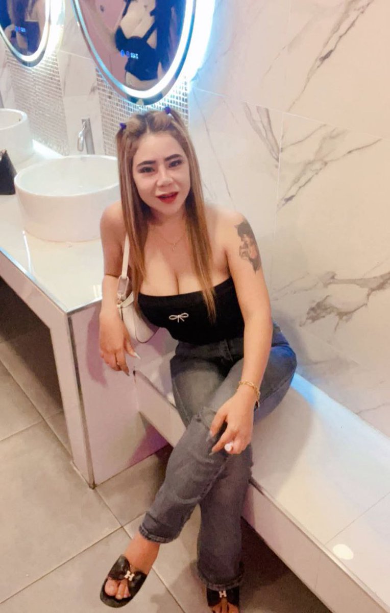 อวบแต่อร่อย ไม่ได้อ่อย แต่ถ้าไม่ชิมระวังเสียใจน้า😜👅
#แม่เลี้ยงเดี่ยว #โสดลุกติด #ชอบคนสูงวัย 🥰 #ธุรกิจส่วนตัว