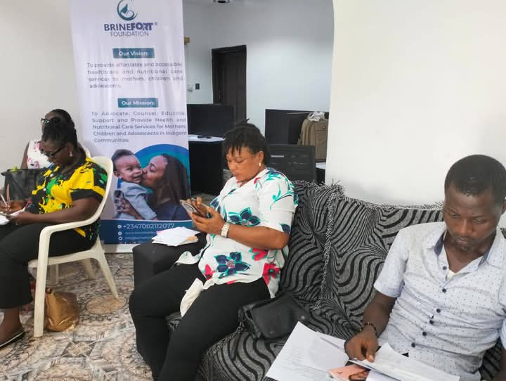 BrinefortOrg's tweet photo. Preventing Food Allergies in Infants
From Brinefort NUTAC Training Module

Prevention is better than emergency care. Here are evidence-backed steps for reducing food allergy risks in infants:

- Exclusive breastfeeding for the first 6 months https://t.co/V6Xco1ENqX