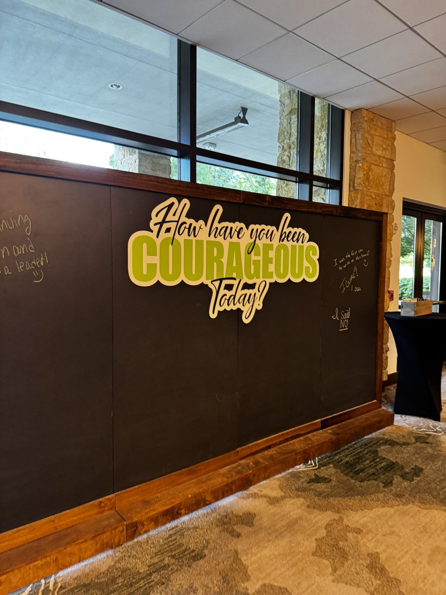 JQAEaglesDISD's tweet image. At @DeloitteUS Courageous Principal Training this weekend and have been so inspired, challenged, and reflective in my practices as a Principal! Thank you to @unitedtolearn for making this possible! @LauraRubioGarza @Region2DISD @DallasISDSupt