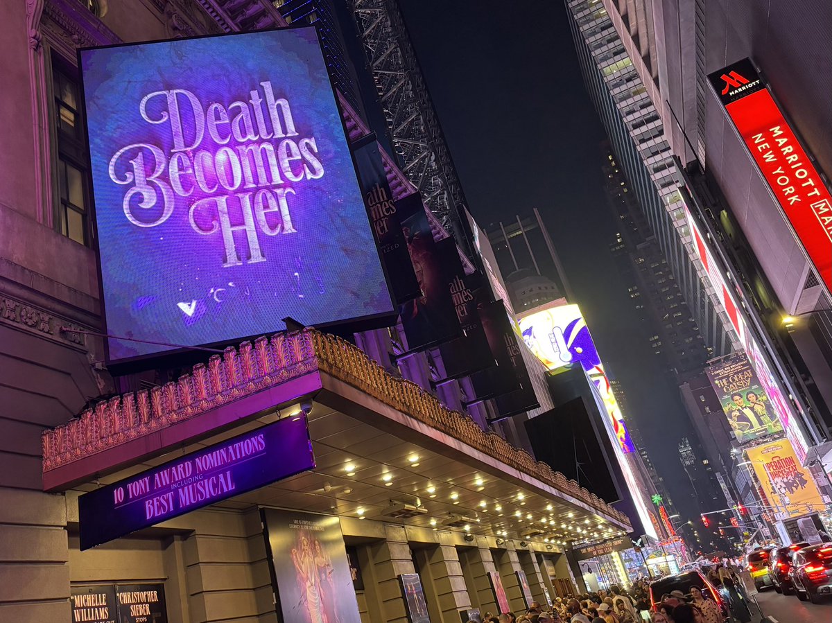 What a superb show <a href="/DeathBecomesBwy/">Death Becomes Her The Musical</a> was yesterday, so much fun &amp; what a cast <a href="/meganhilty/">Megan Hilty</a> for the #tonyaward 🤞 &amp; please come with the show to London too 💜 #DeathBecomesHer #BroadwayTheater #NYC