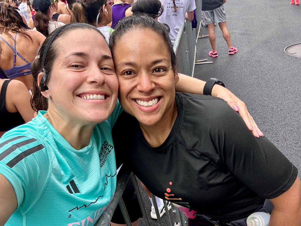 CSARunsAs1's tweet photo. @FollowCSA 10 of our amazing ladies ran the @nyrr #mini10k this morning - way to go, ladies, so proud of each and every one of you - you represented us well. https://t.co/zRJmHsXVvM