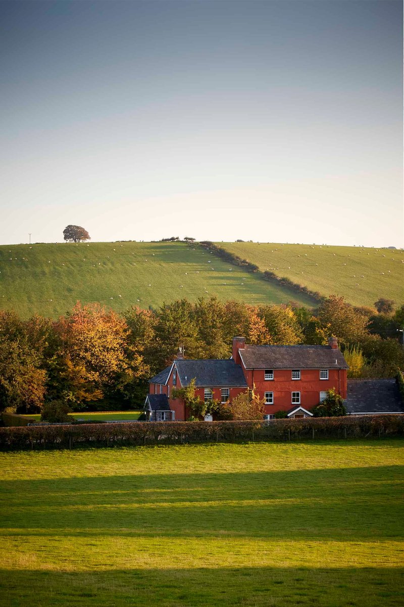 GoodHotelGuide (@goodhotelguide) on Twitter photo Tucked between the Brecon Beacons and the Black Mountains, <a href="/felinfachgriff/">Felin Fach Griffin</a> is a red brick inn, glowing with a warm welcome and down-to-earth charm that attracts walkers, dogs, families and couples.
buff.ly/69x2jF7
#GoodHotelGuide #discovercymru #visitbreconbeacons Tucked between the Brecon Beacons and the Black Mountains, <a href="/felinfachgriff/">Felin Fach Griffin</a> is a red brick inn, glowing with a warm welcome and down-to-earth charm that attracts walkers, dogs, families and couples.
buff.ly/69x2jF7
#GoodHotelGuide #discovercymru #visitbreconbeacons