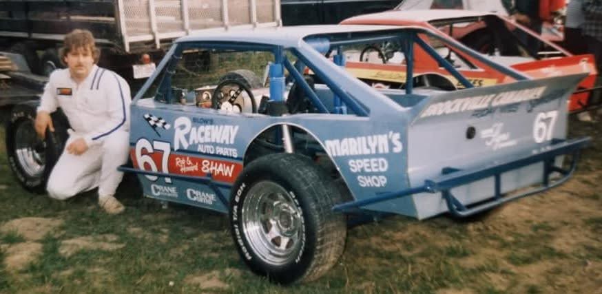 This is is what I looked like with hair a a few pant sizes ago lol