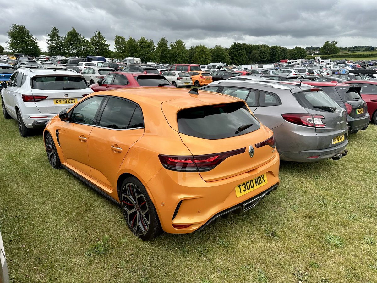 Orange cars rule. 
Thruxton looking immaculate for #BTCC